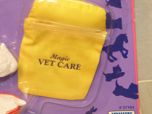NOS 37103 Irwin Kitty in My Pocket Maginc Vet Care Pack Color Change Vtg SEALED - Picture 10 of 15