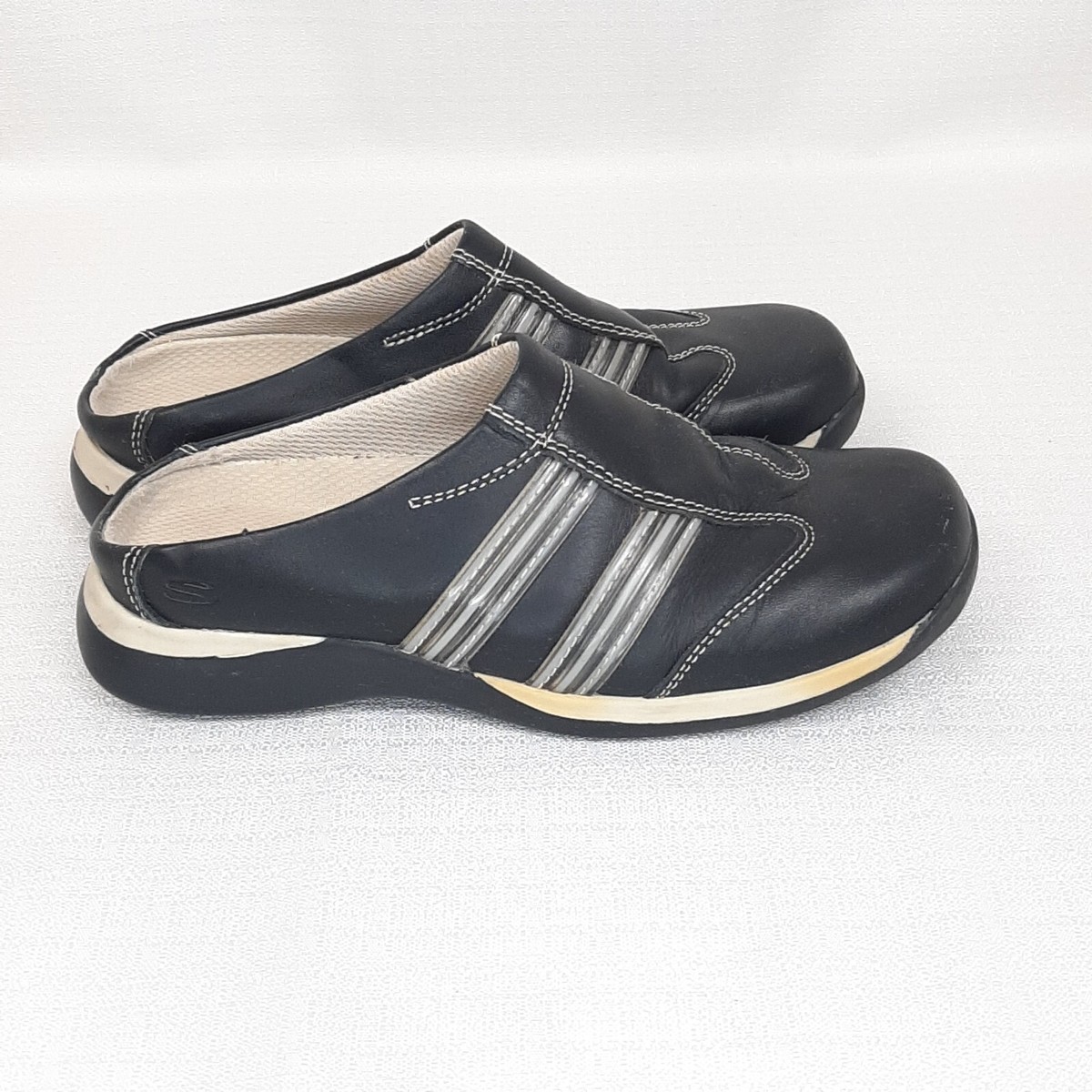 Somethin’ Else from Skechers Black Leather Slip on Mules Clogs Women Size