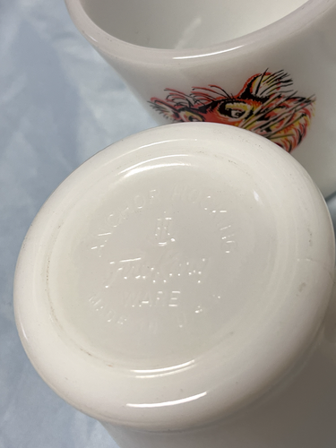 RETRO Set of 12 Tony the Tiger Fire King EssoExxon Mug Anchor Hocking Milk Glass - Picture 6 of 8