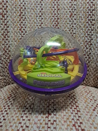 Perplexus THE ORIGINAL 3D Puzzle Maze Ball Game Brain Teaser