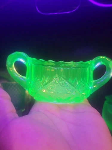 Vintage Green Vaseline Uranium Glass Depression Glass Sugar Bowl Cubist Pattern