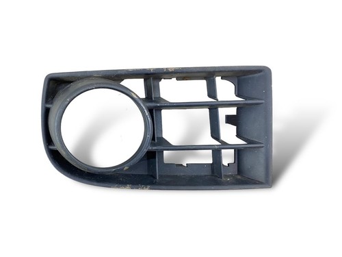 Volkswagen Golf V 2005 Verkleidung Nebelscheinwerfer / Gitter vorne MDV41865