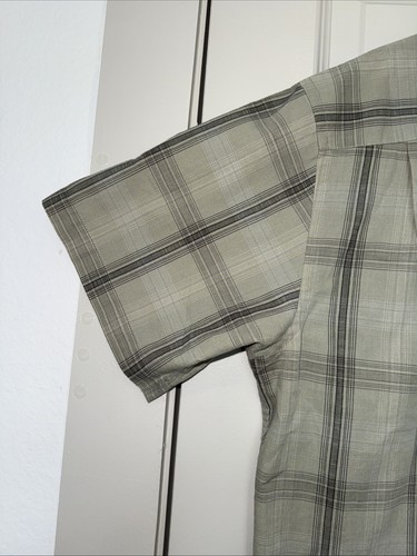 Camicia elegante uomo Van Heusen verde e nera a quadri manica corta grande 16-16,5 - Foto 9 di 12