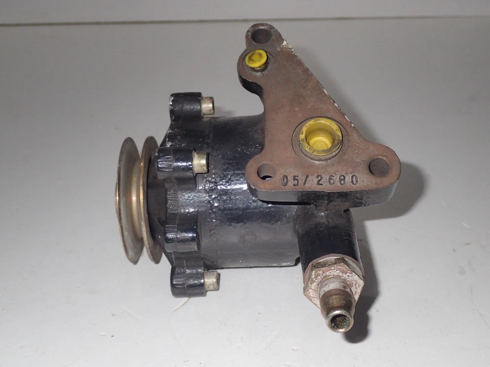 AUDI 100 AVANT POMPA DEL VUOTO DEPRESSORE FONDO DI MAGAZZINO NOS - Imagen 2 de 4