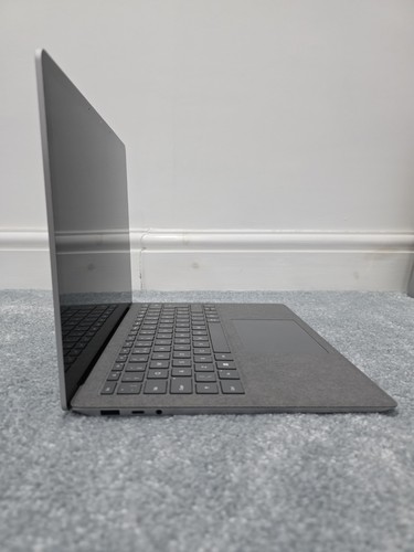 Microsoft Surface Laptop 5 Core i5-1245U 8Gb RAM 256GB 13.5" Touchscreen Ref 6 - Afbeelding 4 van 16