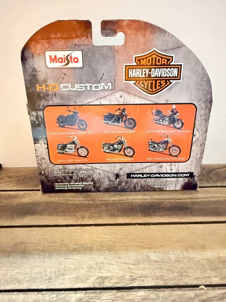Maisto Harley-Davidson HD Custom Series 34 1:18 Dyna Wide Glide NIB 2016 - Image 2 of 4
