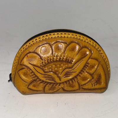 Vintage Leather Hand Tooled Floral Embossed Zipper Closure Coin Purse
