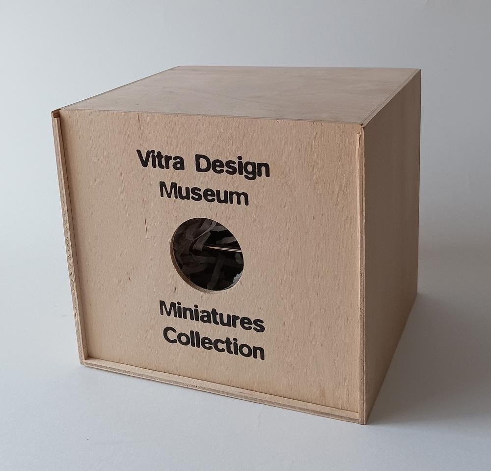 Vitra Design Museum Miniature Collection B3 Wassily Chair w/Box