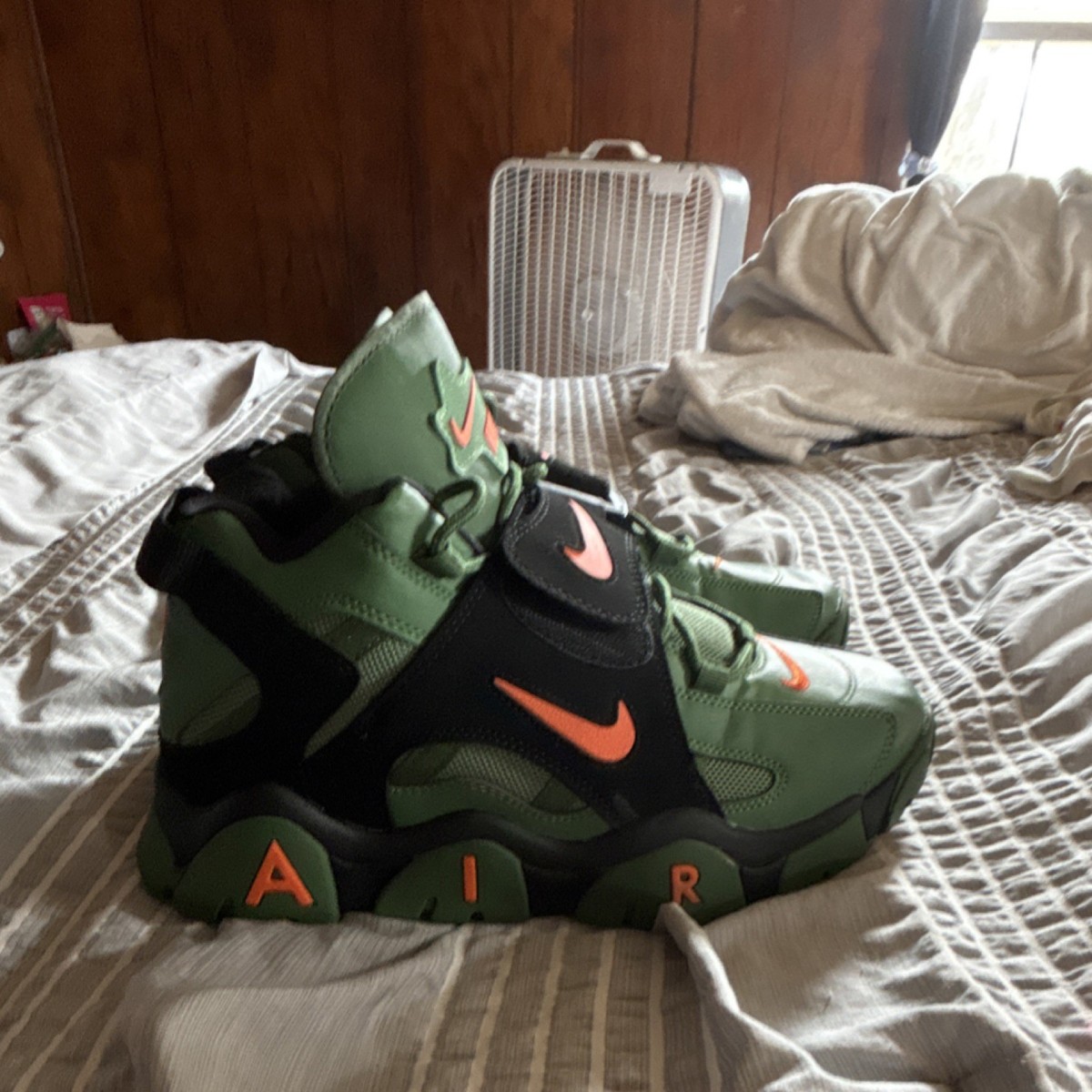 Nike Air Barrage Mid Top Green Black Orange Men's Athletic