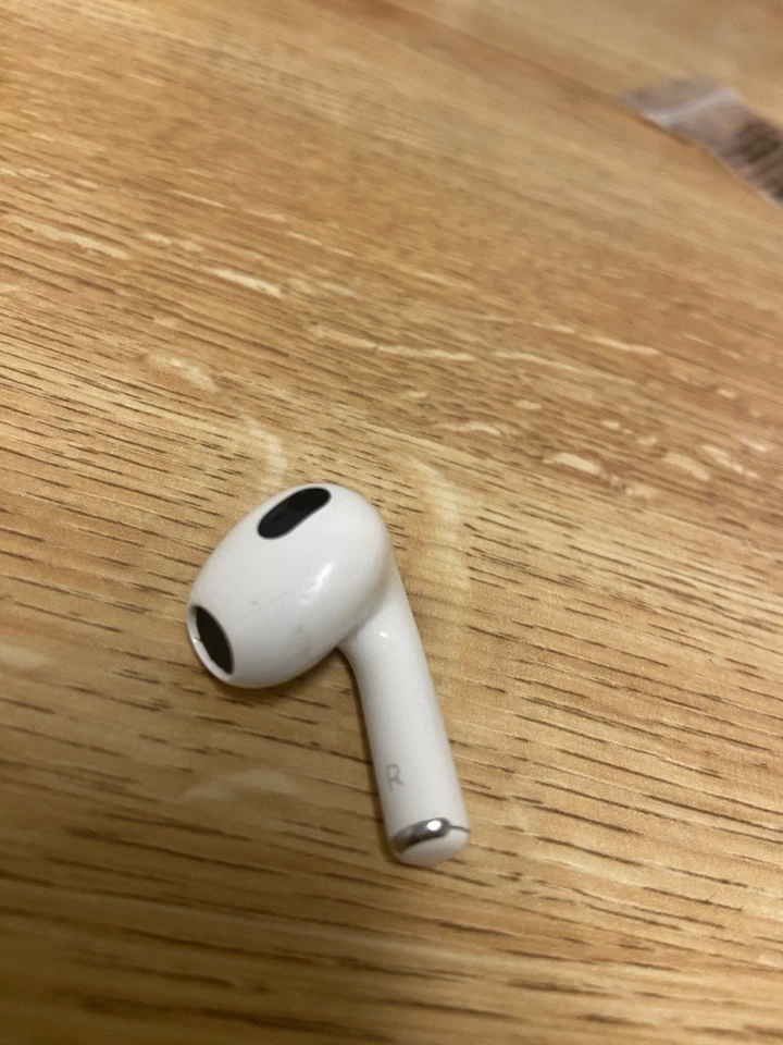 Apple AirPods (2.ª generación) - Usados, totalmente funcionales, daños cosméticos en la carcasa Foto 3 de 4