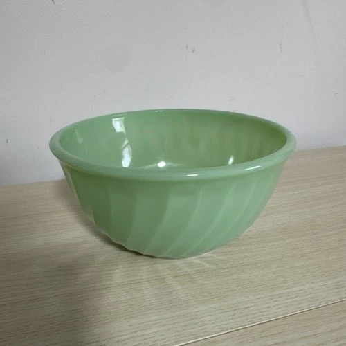 Vintage Fire King Jadeite Swirl Bowl Anchor Hocking 8" diameter