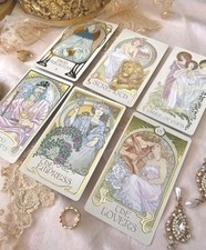 Who's Coming Towards You Next In Love? Full Size Tarot Card Reading