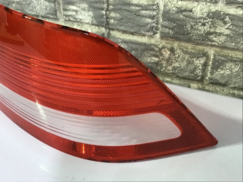 2003-2007 Saab 9-3 Tail Light Lens Cover Right (passenger Side) OEM, FAIR - Image 4 of 4