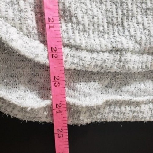 John Paul Richard Women's Silver Tinsel Pullover Sweater Top Sz Petite Large PL - Picture 9 of 9