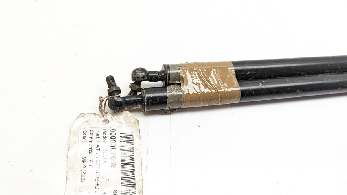 NISSAN 300ZX MK2 Z32 1989 - 2000 HATCH STRUT PAIR 7658 | eBay