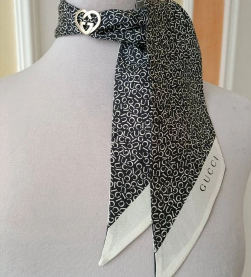 Original Gucci écharpe soie vintage