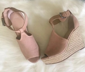 marc fisher ltd allison perforated espadrille platform sandal