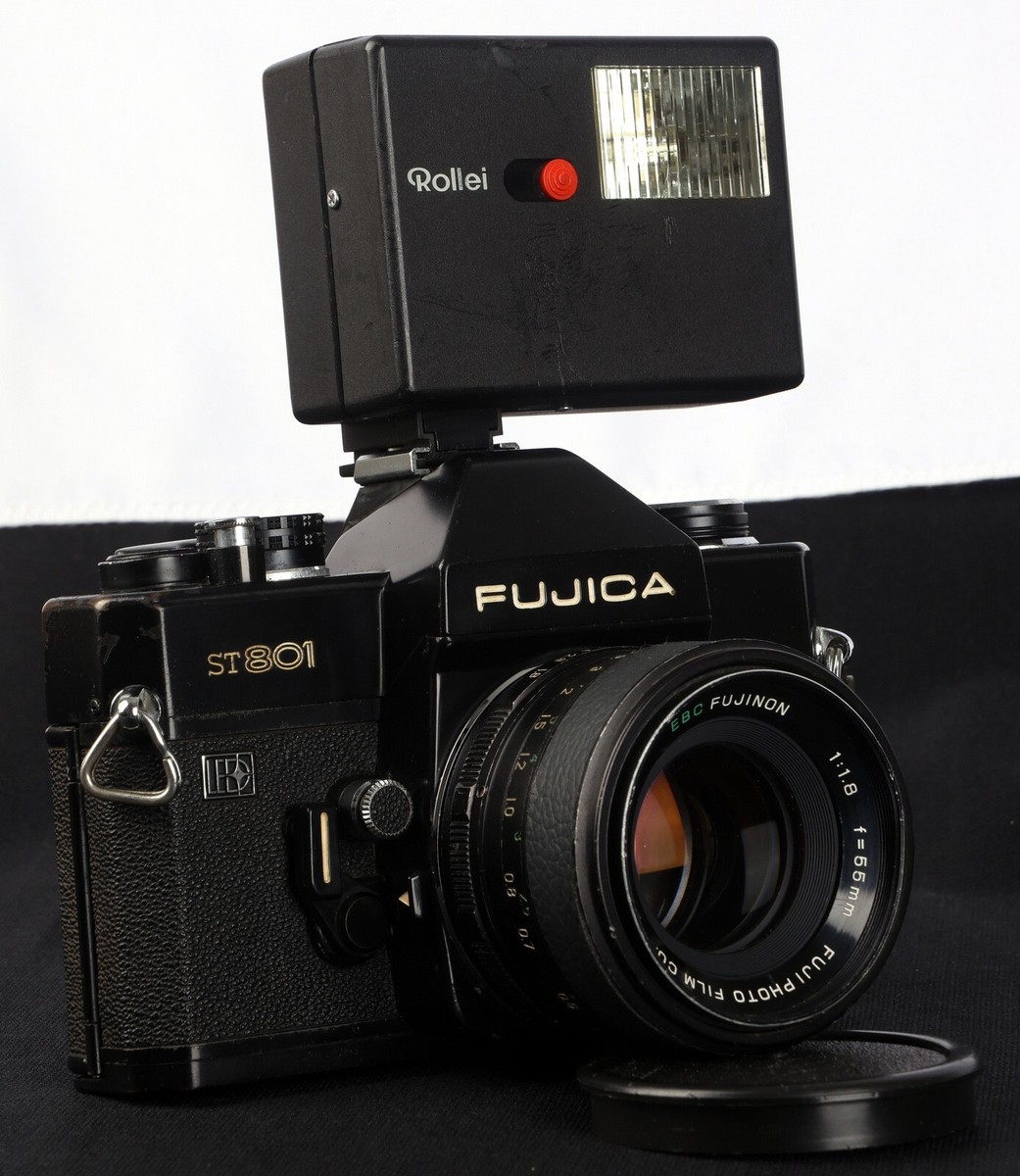 Fujica ST801 LED Black 35mm Film SLR + EBC Fujinon 55/1.8 Fujica ST801 LED Black 35mm Film SLR + EBC Fujinon 55/1.8