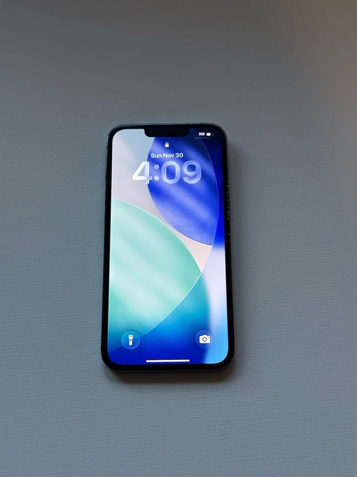 Apple iPhone 13 Pro 128GB Unlocked - Good/Fair Condition - Sierra Blue - Image 2 of 4