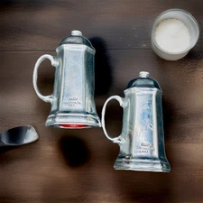 VINTAGE Wilton Armetale Pewter Plough & Tavern Collection Salt & Pepper Shakers