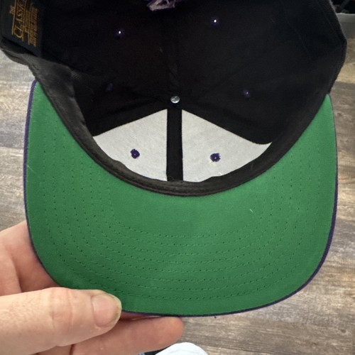 Starter Snapback Salem Massachusetts Baseballmütze EUC lila & schwarz - Bild 6 von 6
