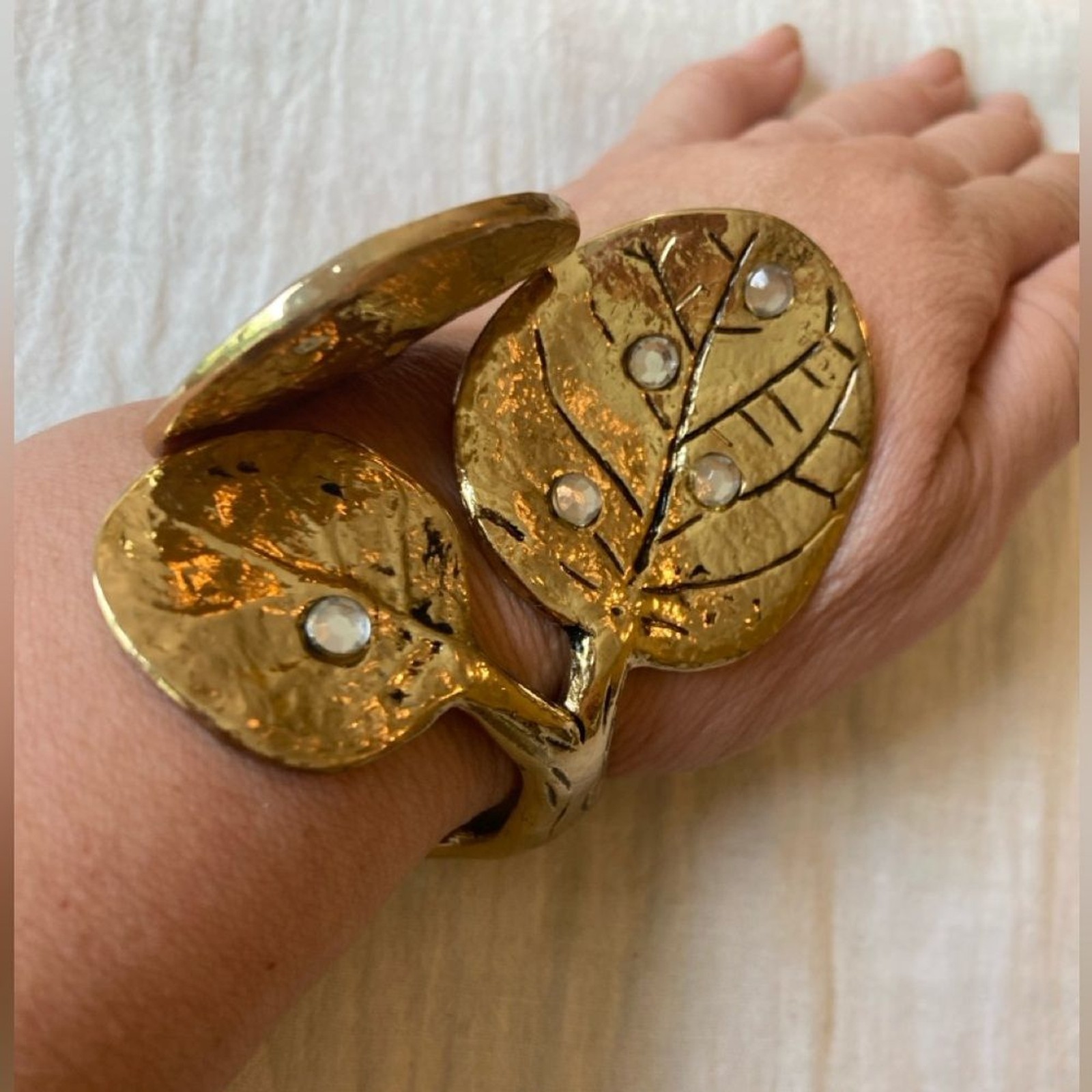 Chunky Statement Leaves Hinged Bangle Bracelet - image 8