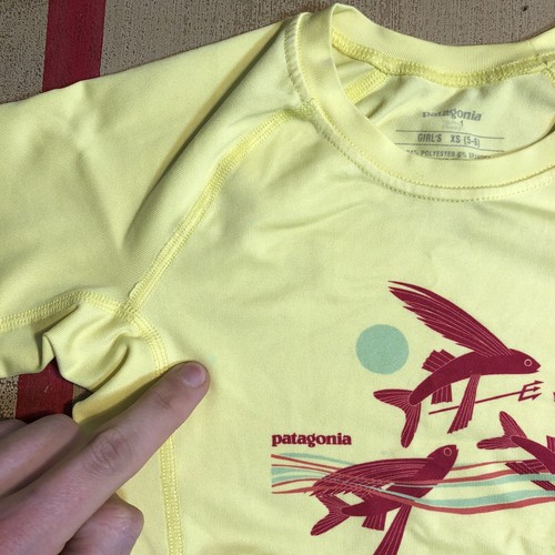 Patagonia Girls Swim Rash Guard Top Tropical Yellow Short Sleeve XS 5-6 Fish - Picture 5 of 9