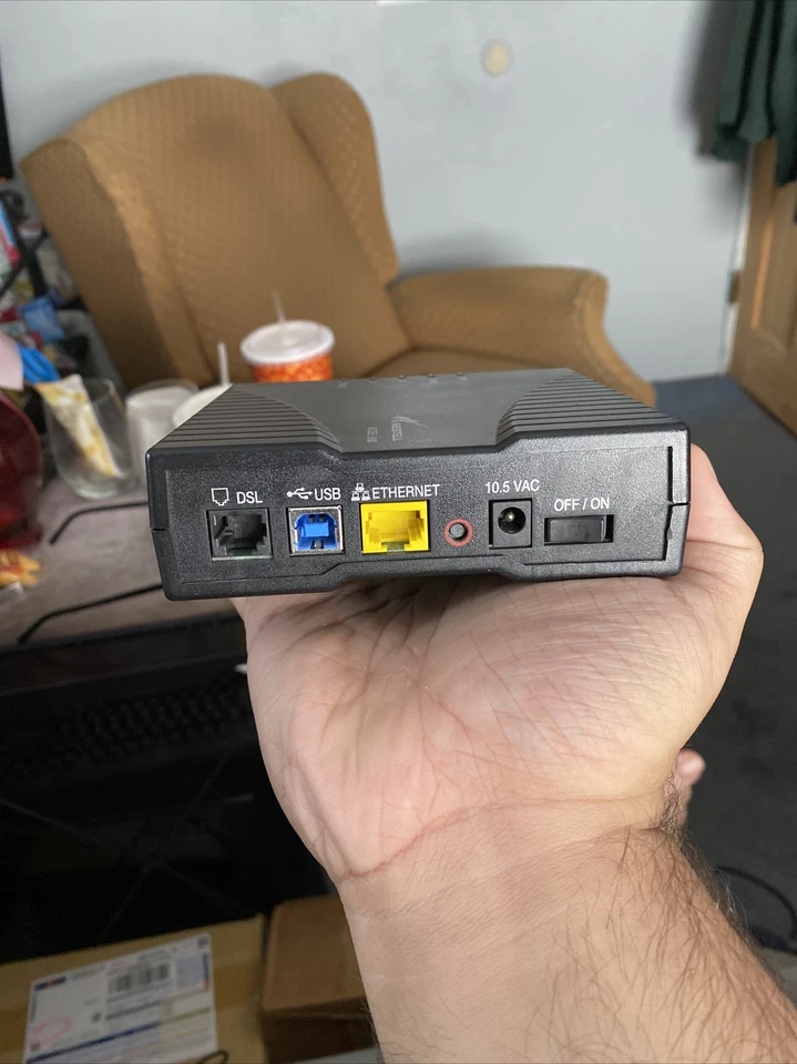 Westell LiteLine 6100 (B99-610010-02) 10 Mbps - Image 2 of 3