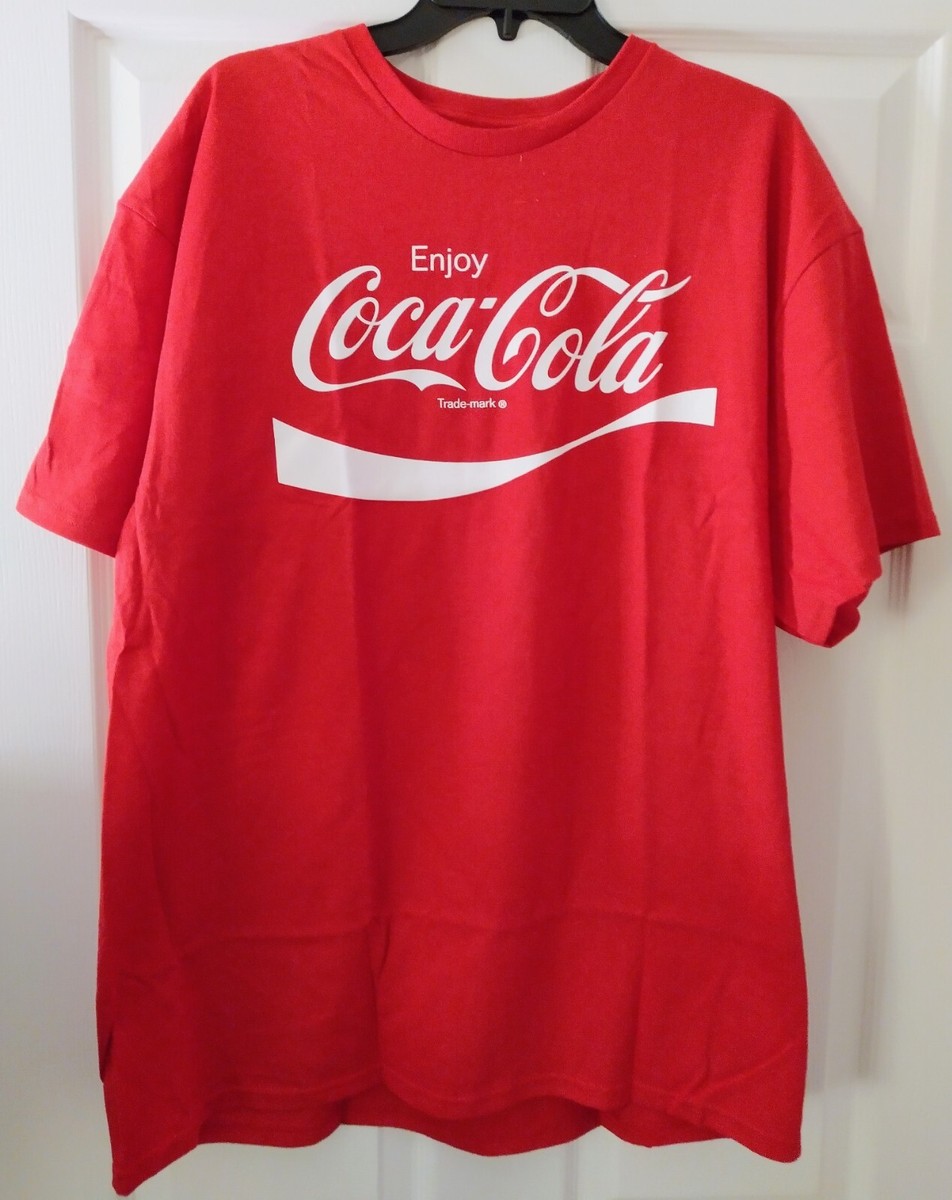 Coca Cola Men's Cotton Short Sleeve T-Shirt Color: Red Size