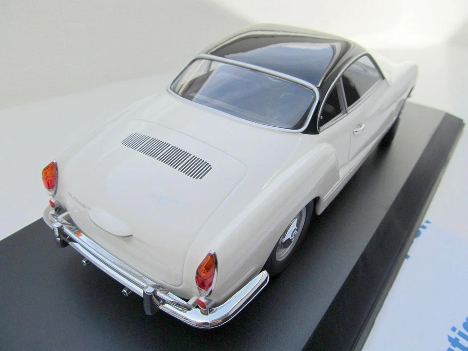 Volkswagen VW Karmann Ghia 1:18 Minichamps 1970 Blanco-Negro 155054021 - Imagen 3 de 4