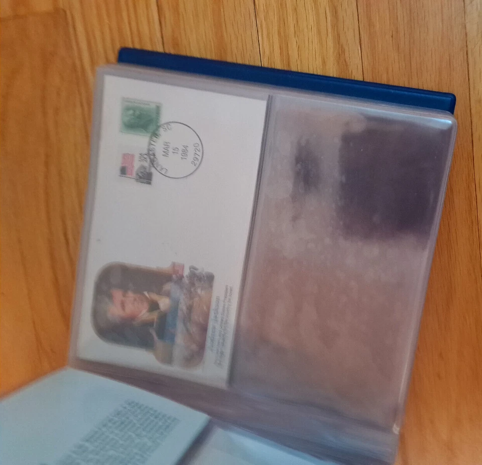 Vintage US First Day Cover Society Blue Book & 17 1ST Day Issue Stamps 1982-84 - Image 4 of 4