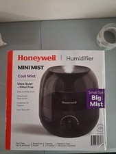 Honeywell - 0.5 Gal Mini Mist Cool Humidifier - Black. READ DISCRIPTION   