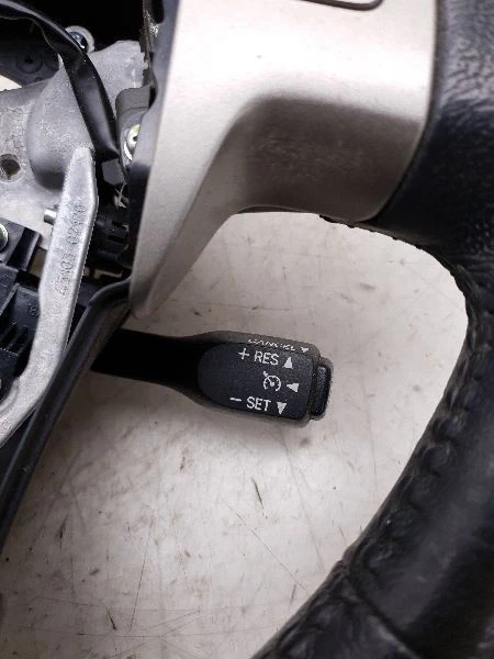 Toyota Matrix S 2010 volante Foto 4 de 4