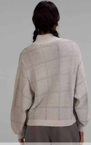 Lululemon Lab reflektierender Strickpullover mit Stehkragen Damen 8 - Bild 2 von 7