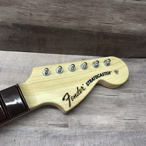 Rock Band Fender Stratocaster Harmonix nwgts 2 Guitare Wii avec sangle no Dongle! - Photo 2 sur 11