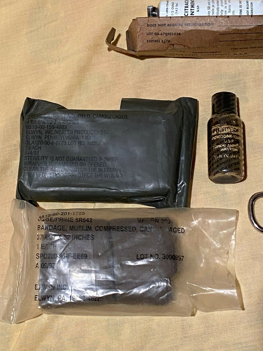 Vietnam Era US Aviators Military Field Gear Combat Medic kit