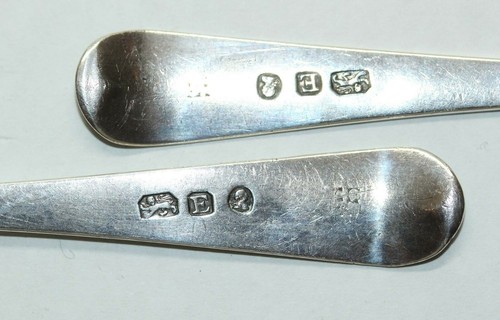 PRETTY PAIR OF GEORGE III BRIGHT-CUT STERLING SILVER TEASPOONS LONDON 1800 - Bild 8 von 12