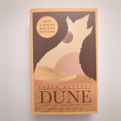 Dune Now A Major Blockbuster Film Dune Sequence 1 Buch Frank Herbert | Sehr Gut