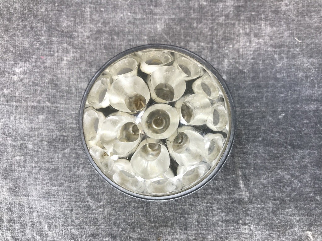 Photo 2/10