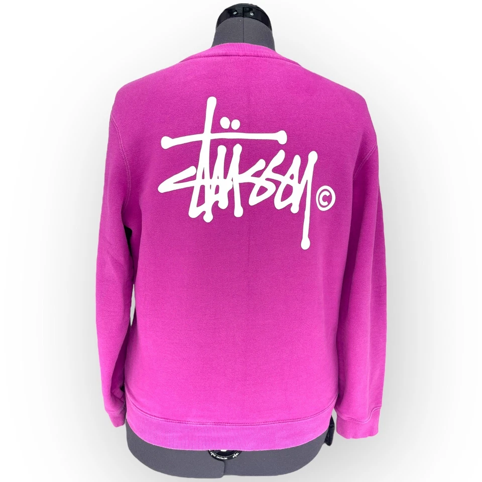 Sudadera Pullover Stussy Basic Rosa Cuello Redondo Logo Grande Para Hombre Talla Pequeña Foto 4 de 4