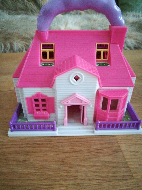 hello kitty play house