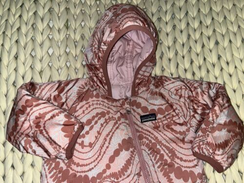 PATAGONIA Baby Girl Puffball Reversible Bunting Snow Suit Pink Artsy Design 12M - Picture 3 of 7