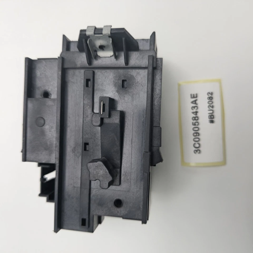 2013-2017 Volkswagen CC Ignition Switch 3C0905843AE - Image 2 of 4