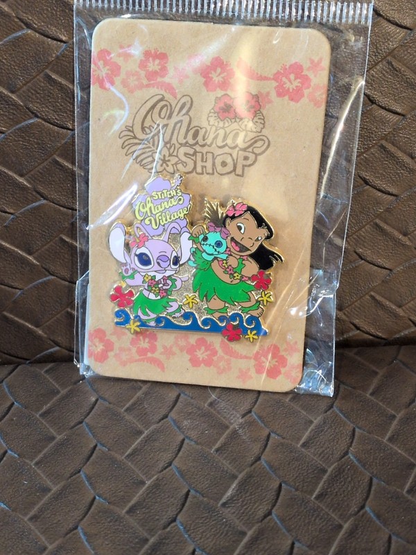 Disney Store Japan 2008 Ohana Shop Angel & lilo  Ohana Village 