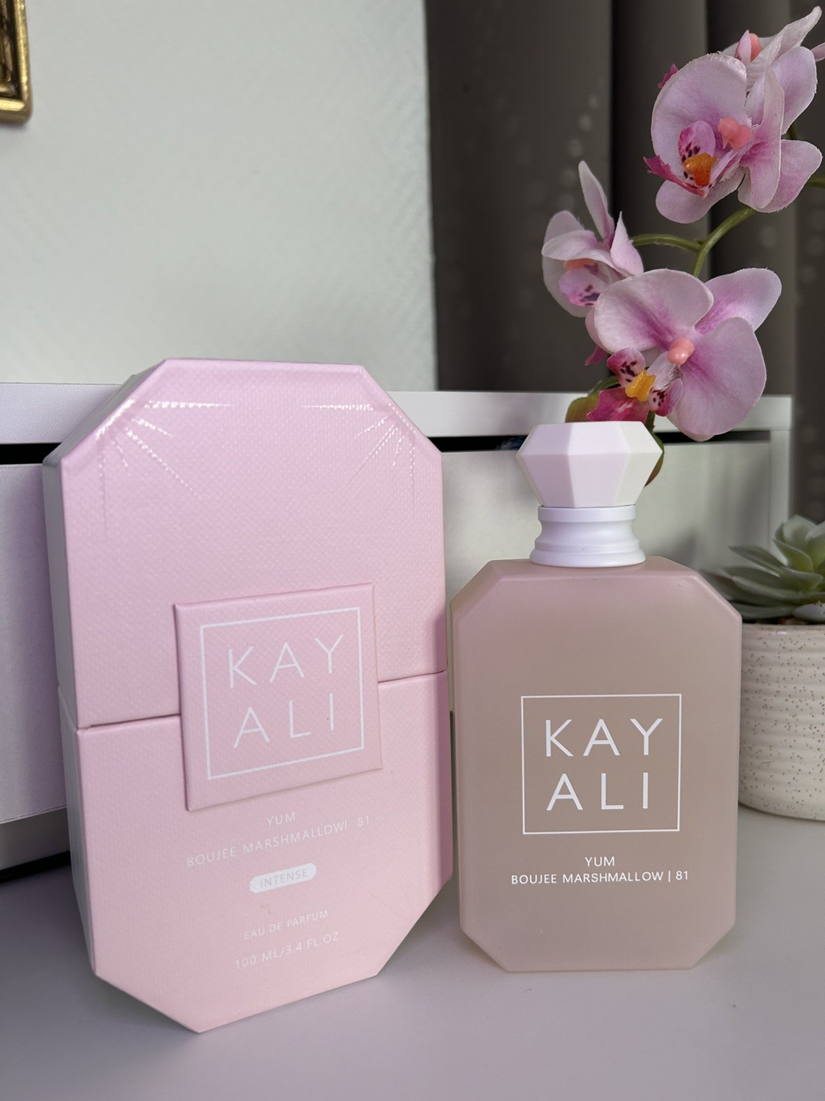 Parfum Kayali Boujee Marshmallow tenue longue durée sillage intense