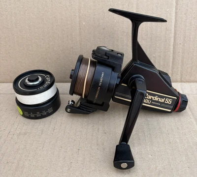 jansport backpack guarentee Right Pack Sleek Baitcasting Reels Model:150 - 8.2:1 Front Pocket Organizer FocusPoint 30L RollTop Camera this pack comes with