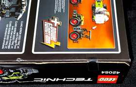 NEW SEALED! LEGO CLAAS XERION 5000 TRAC VC 42054 TECHNIC / POWER TRACTOR