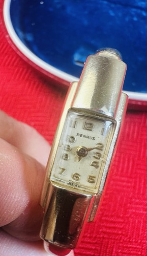 Reloj suizo vintage Art Deco para dama Benrus 10K GF con estuche original - Imagen 2 de 12