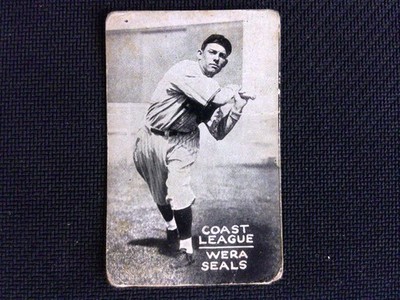 1931 Zeenut PCL Julie Wera (1927 NY Yankee) San Francisco Seals Card