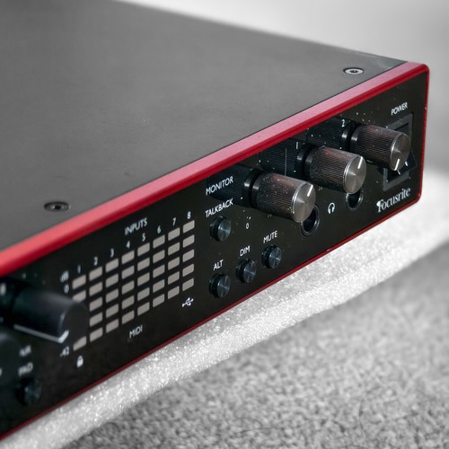 Focusrite Scarlett 18 Channel 18i20 3rd Gen Professional USB Audio Interface - Picture 11 of 20